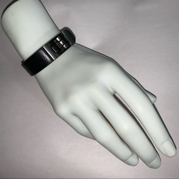 CHANEL re-issue black Mademoiselle Turn-lock CUFF BRACELET - Picture 2 of 16